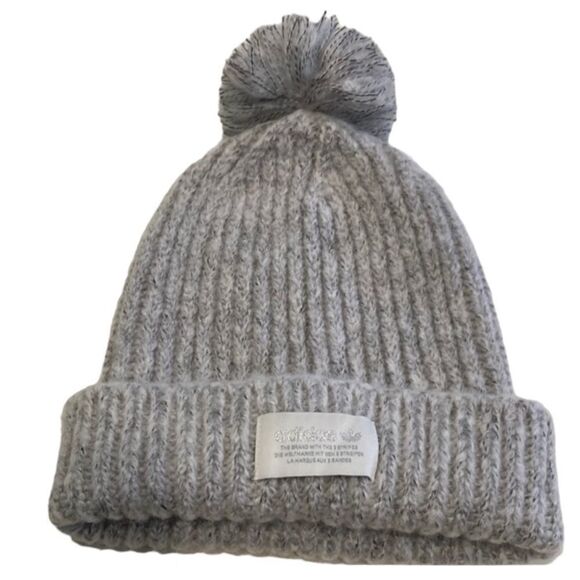 Gray Adidas beanie with POM on top - Picture 1 of 6